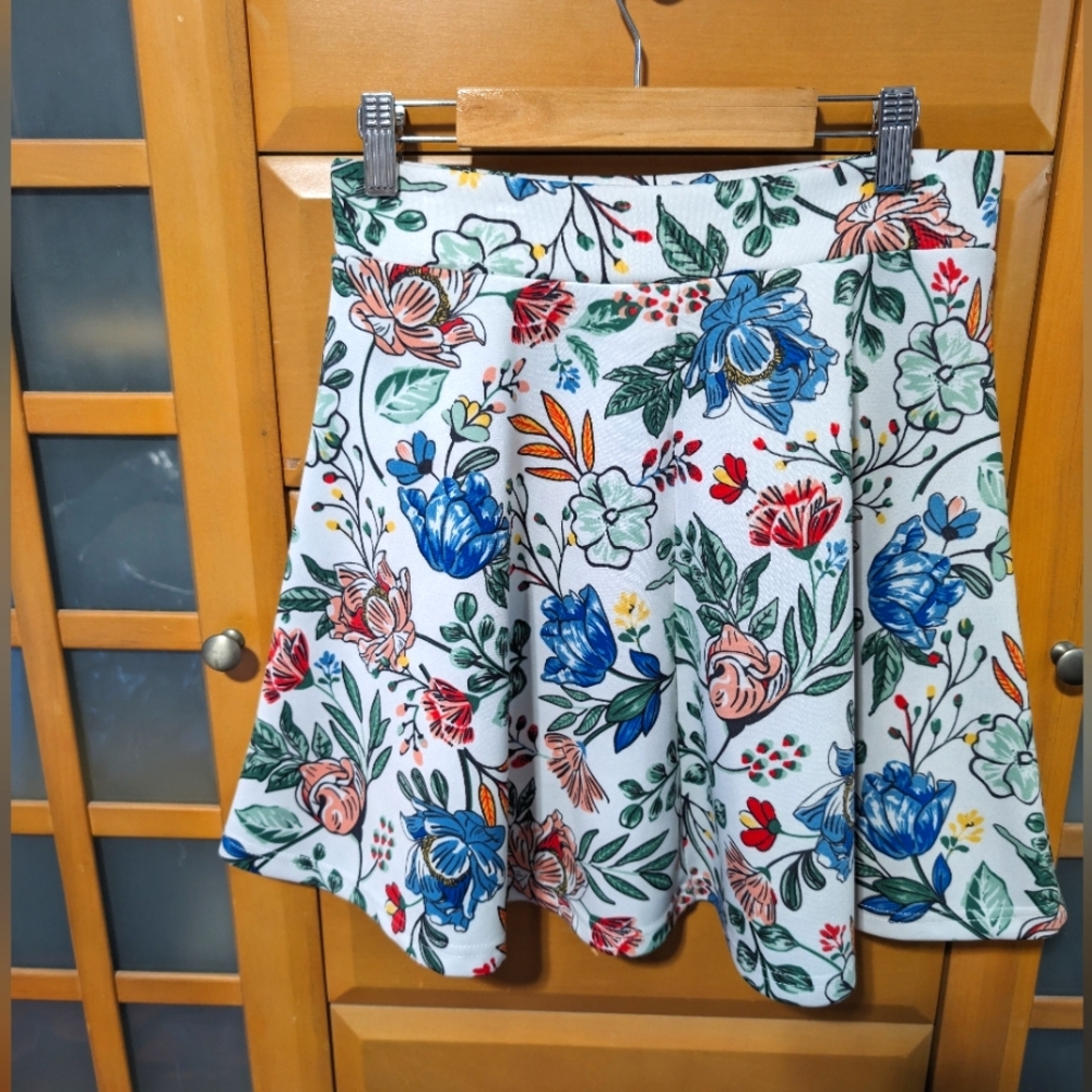 Flare mini skirt